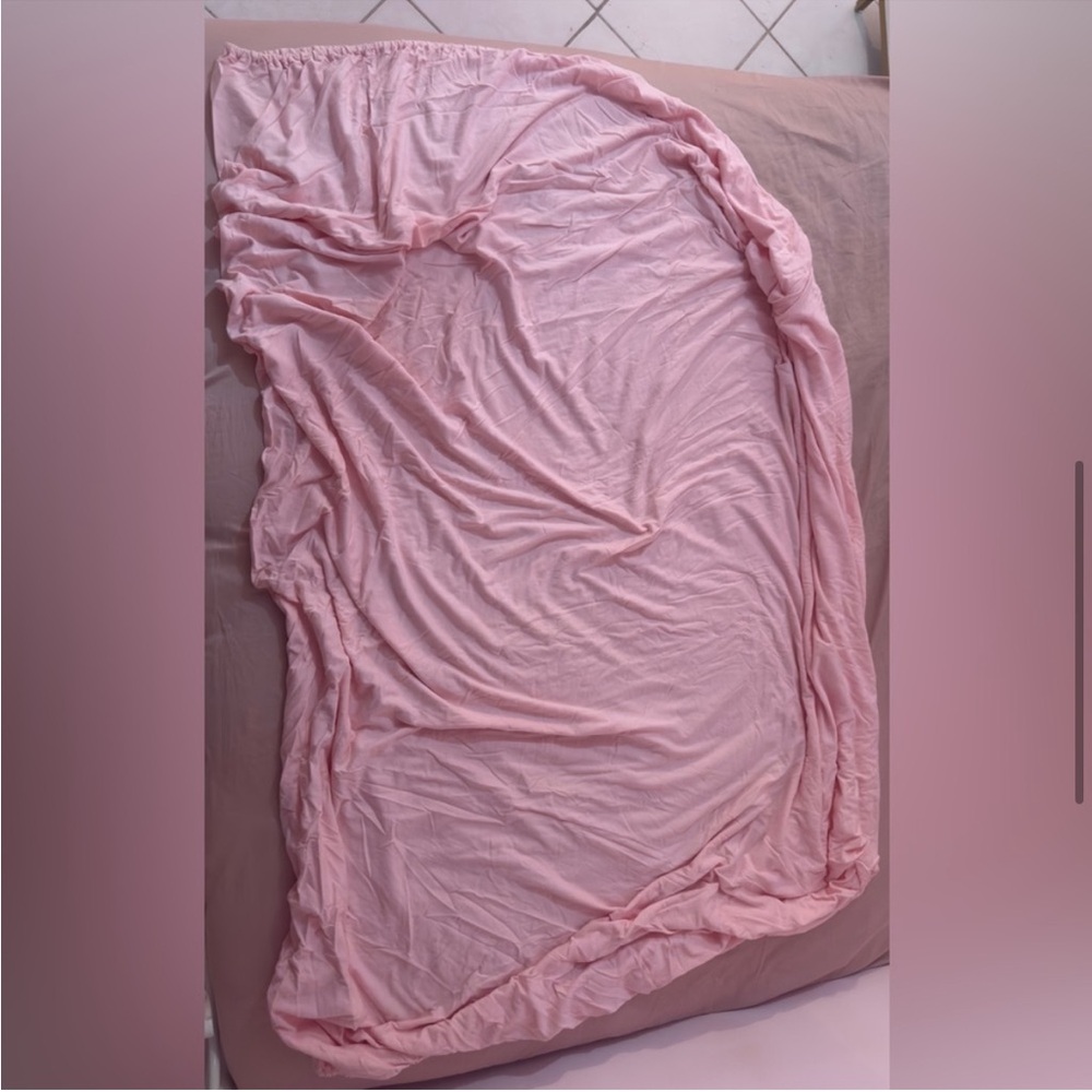 VINTAGE VICTORIAS SECRET PINK TWIN SHEET SET - Picture 7 of 16